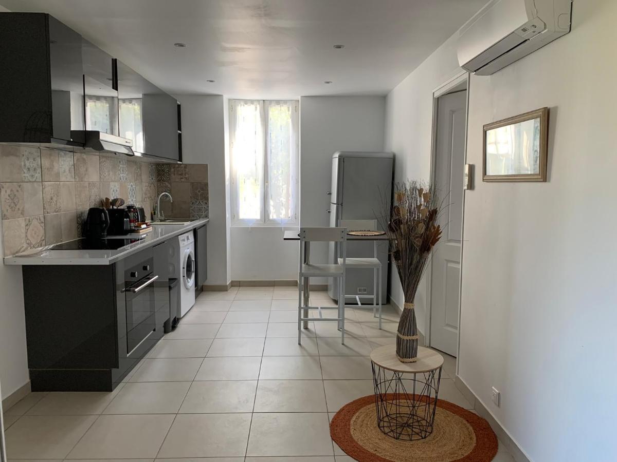 L'Almanarre Apartment Hyeres Exterior photo